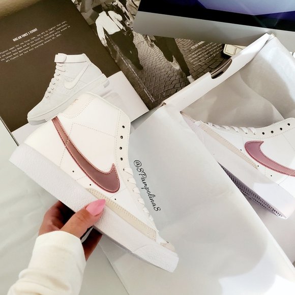 Nike Blazer Mid '77